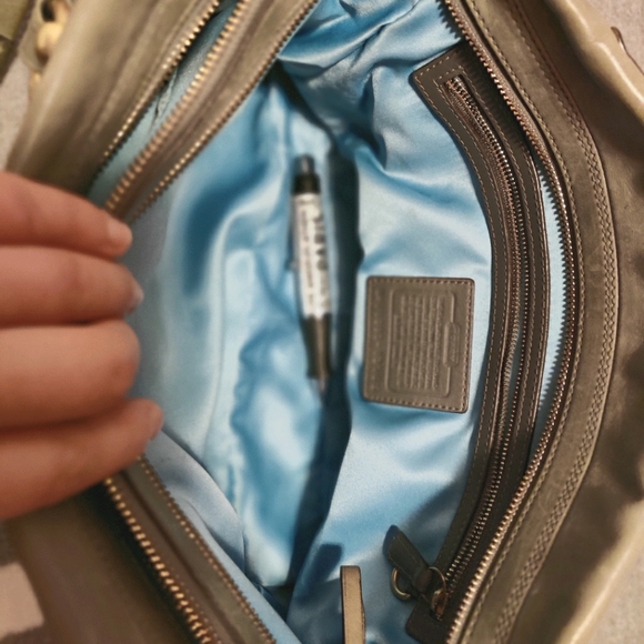 Leather Coach bag - Picture 4 of 5